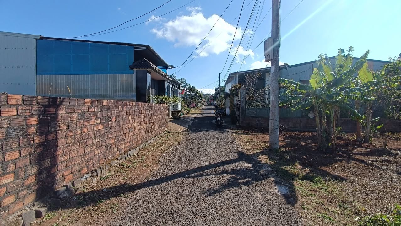 Bán đất hẻm Ngô Sĩ Liên, Pleiku 140m² thổ cư - Giá 590 triệu