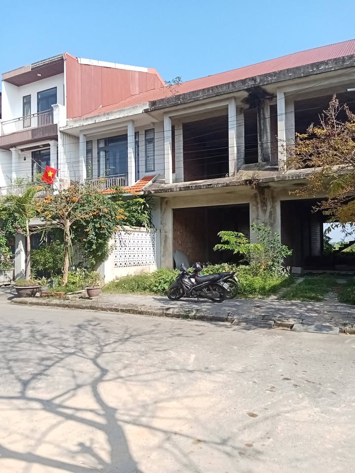 Nhà Thô Green City Huế 105m² - Giá 3.1 Tỷ, Hướng Nam, Sẵn Sàng Xây Dựng