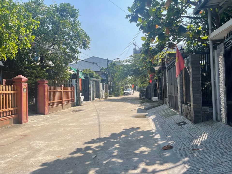 Bán Đất Hoàng Quốc Việt - 84m², Ngang 5m, Giá Chỉ Từ 2 Tỷ