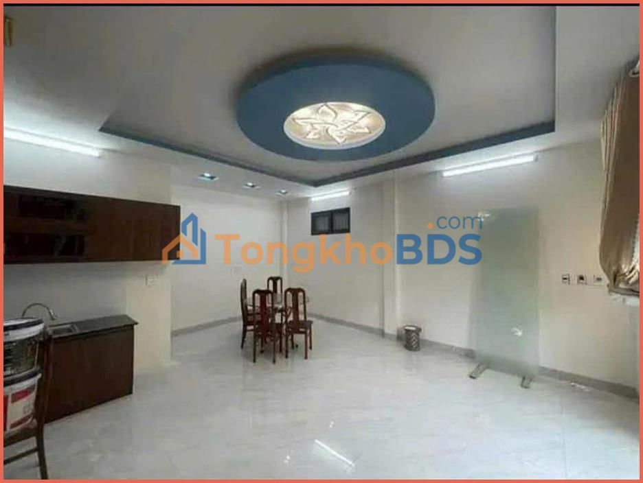 Nhà 3 Tầng Kiên Cố Đường Mai Hắc Đế, Đà Lạt - 4PN, Sổ Xây Dựng Chung