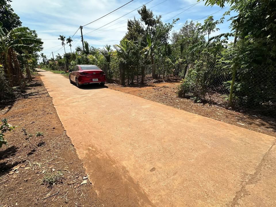 Đất nền Buôn Gà, Cư Kuin - 120m² - 370 triệu - Sổ đỏ thổ cư