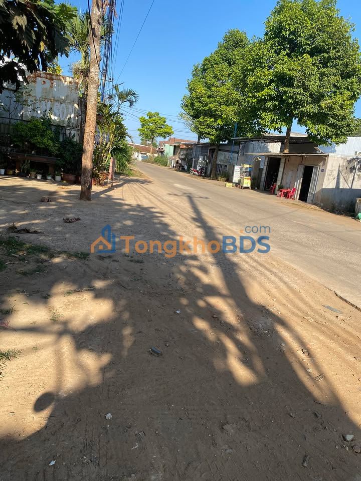 Đất nền 50m² Quốc lộ 26, Đắk Lắk - Giá 1.2 tỷ, Sẵn Sổ Hồng