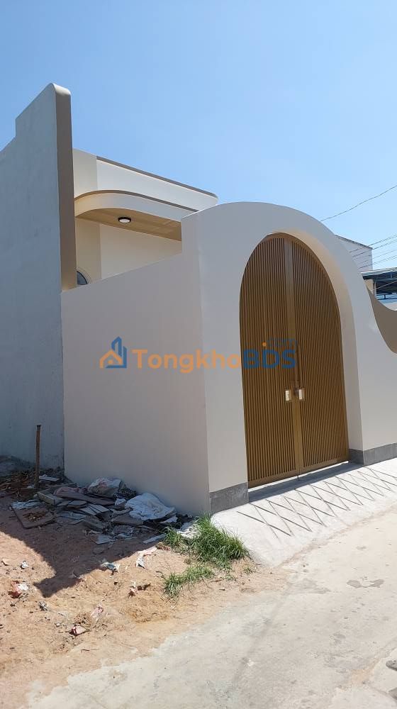 Nhà Cấp 4 Mới Đẹp 99m² - Hẻm Oto Lương Văn Năm, Phan Thiết - 3 Tỷ