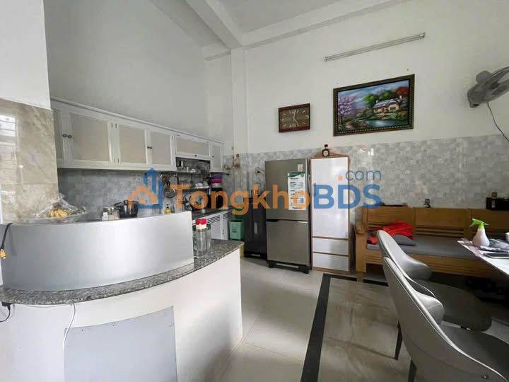 Nhà 2 mặt tiền Lý Thái Tổ Nha Trang 130m² 13 triệu - Sẵn sàng ở ngay