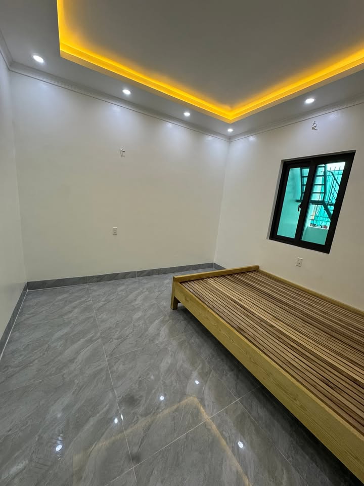 Cho thuê phòng trọ Hoàng Văn Thụ, Nam Định - Nội thất đủ dùng, giá 2.3 triệu