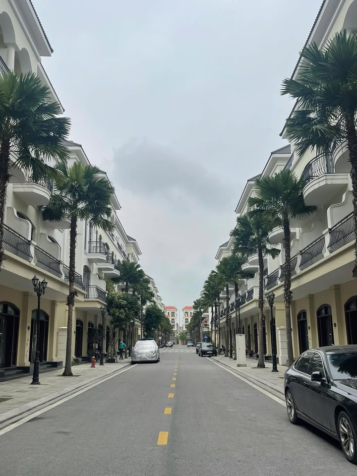 Bán gấp nhà Chà Là 12 Vinhomes Ocean Park 48m² - Giá 7 tỷ