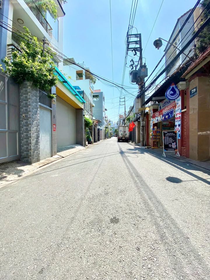 Nhà Mặt Tiền 105m² Đường Nhựa 8m P12 Tân Bình - 12 Tỷ