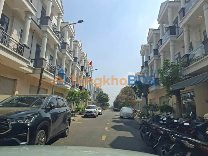 Nhà Tân Uyên Bình Dương 60m² 3.1 tỷ - Chính chủ bán