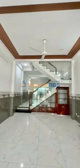 Nhà Mặt Tiền Nại Hiên Đông 72m² - Kinh Doanh Đa Ngành, Giá 6 Tỷ