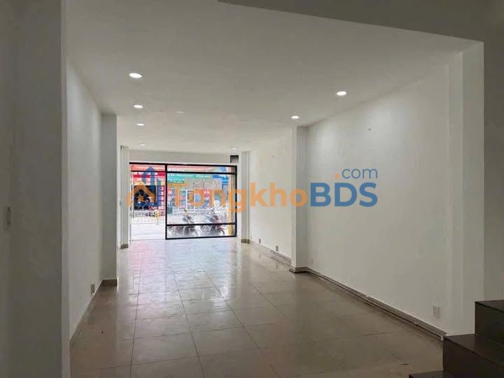 Nhà phố Thủ Đức Đặng Văn Bi 4x30 25 triệu - Mặt tiền kinh doanh
