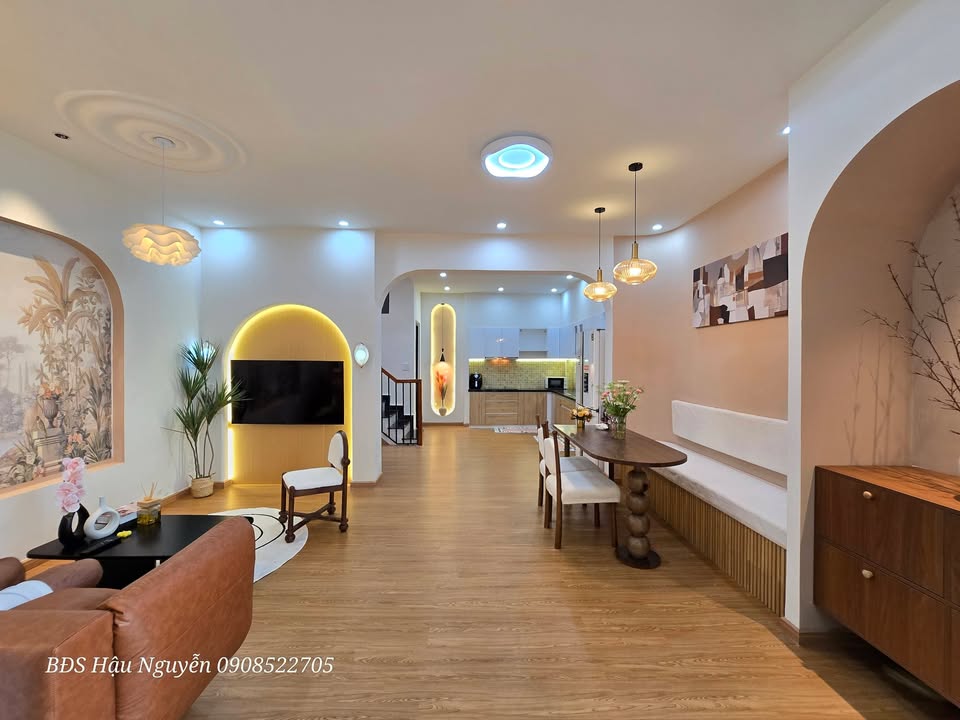 Nhà 48m² Nguyễn Văn Linh, Thanh Khê - 2PN, Sổ Hồng Riêng, Giá 4.95 Tỷ