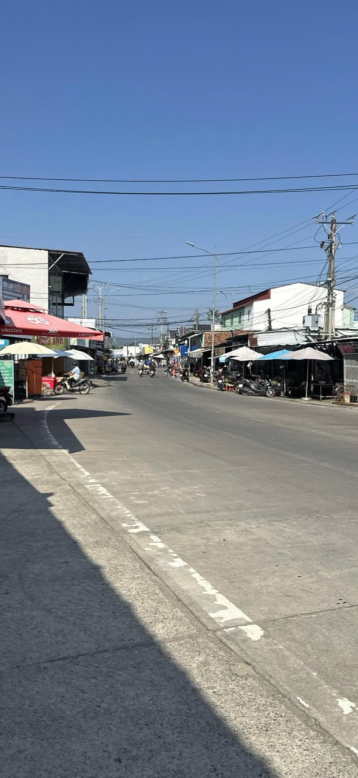 Đất Nền Mặt Tiền Hẻm 2A Bến Tràm, Phú Quốc 90m² - Sổ Hồng Sẵn Sàng