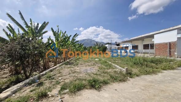 Đất Nền 100m² Giá Tốt Gần Trung Tâm Nha Trang - Sổ Hồng Sẵn Sàng