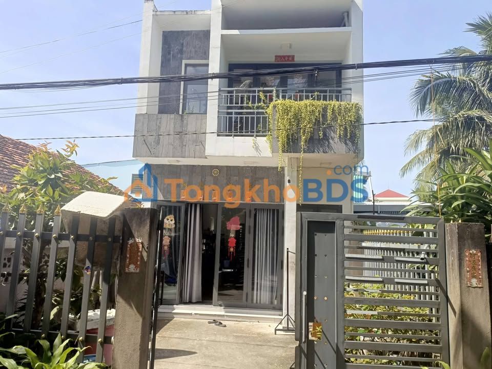 Nhà Đường Trần Hùng, Cai Lậy - 85m², 1.9 Tỷ, Sổ Hồng Sẵn Sàng