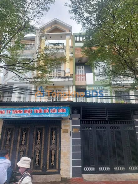 Cho Thuê Nhà 4x19m HBP Thủ Đức - Sân Đậu Xe Hơi, 4PN, Giá 19.5 Triệu