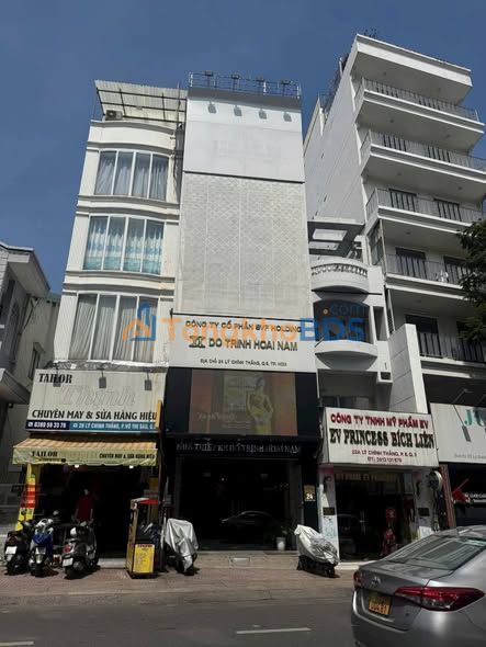 Nhà Mặt Tiền Lý Chính Thắng, Q3 - 74m², 4 Tầng, HĐ Thuê 50 Triệu/Tháng