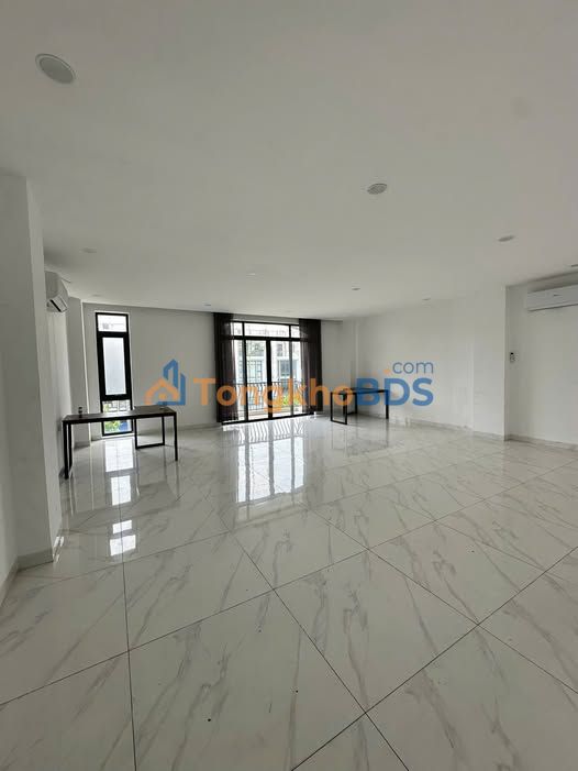 Văn phòng MT Nguyễn Thị Nhung, TP Thủ Đức - 12 Triệu/Tháng - Sẵn Sàng Kinh Doanh