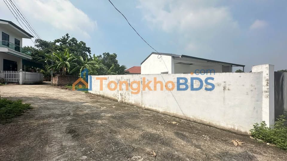 Bán Đất Tặng Nhà 108m² Mặt Tiền Rộng, Full Thổ Cư Tại Chu Hóa, Việt Trì - Giá 1 Tỷ