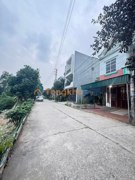 Bán đất nền Phú Thọ 104.5m² - Mặt tiền 5.5m, hướng Đông Nam, view hồ