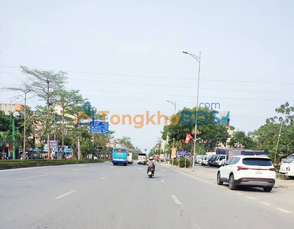 Nhà Phố Ngô Gia Tự Long Biên 55m² - Lô Góc Kinh Doanh, Ô Tô Vào Nhà