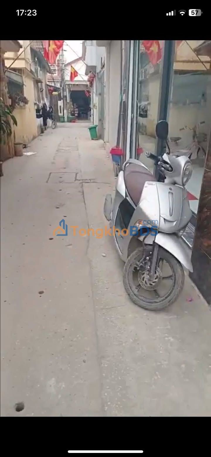 Nhà 4 Tầng 30m² Đông La, Hoài Đức - Oto Vào Tận Nơi, Sổ Hồng Sẵn Sàng