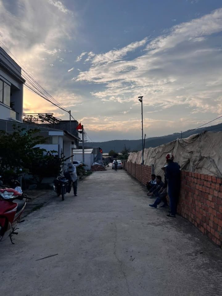 Đất Nền Trung Tâm Thạnh Mỹ - 100m² - Sổ Hồng Riêng - Giá 990 Triệu