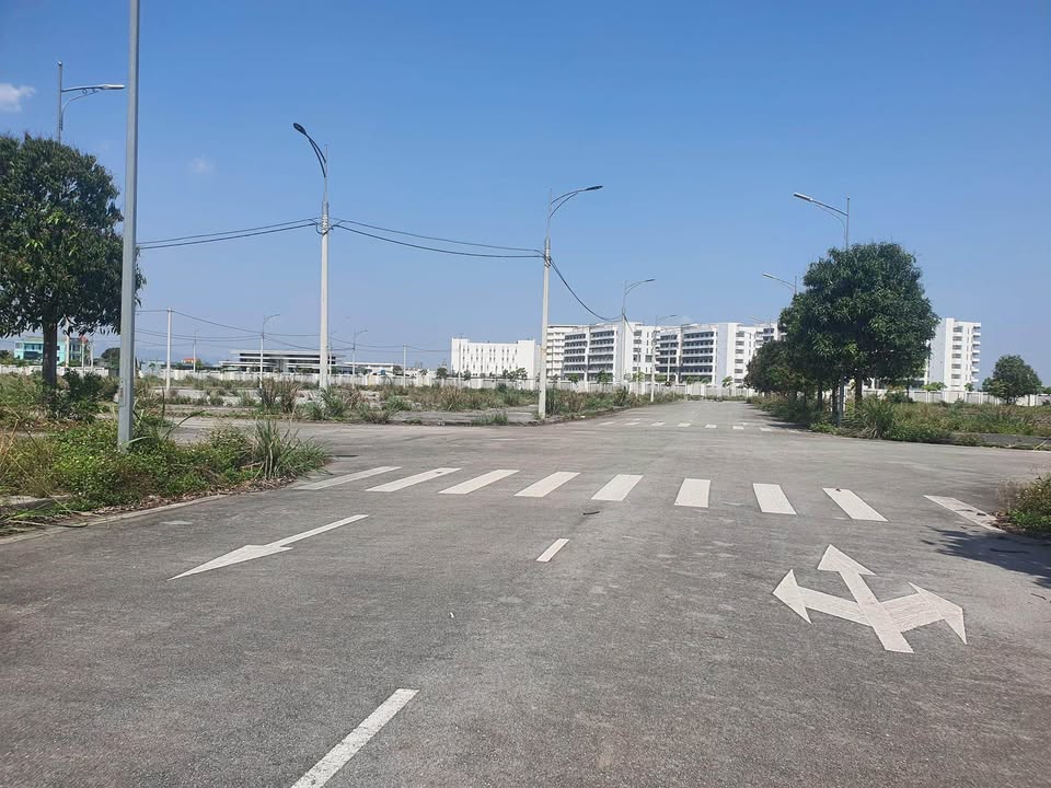 Bán Đất Vàng Bạch Mai 90m² - Mặt Tiền 6m Vuông Đẹp - Giá 4.5 Tỷ