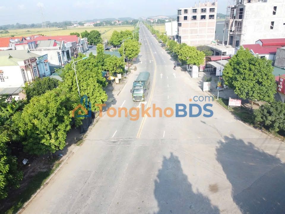 Đất đấu giá Lập Thạch 100m² - Mặt tiền 5m, Sổ hồng sẵn, KCN Lập Thạch II