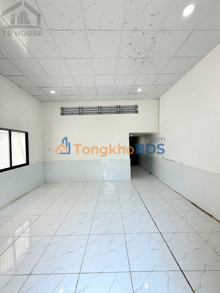 Cho thuê nhà mới xây 2 PN, hẻm xe tải Phạm Ngọc Hưng, Cần Thơ