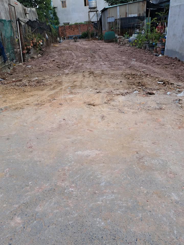 Đất Hẻm Xe Hơi Nguyễn Văn Tăng Q9 - 196.8m² - 6.5 Tỷ