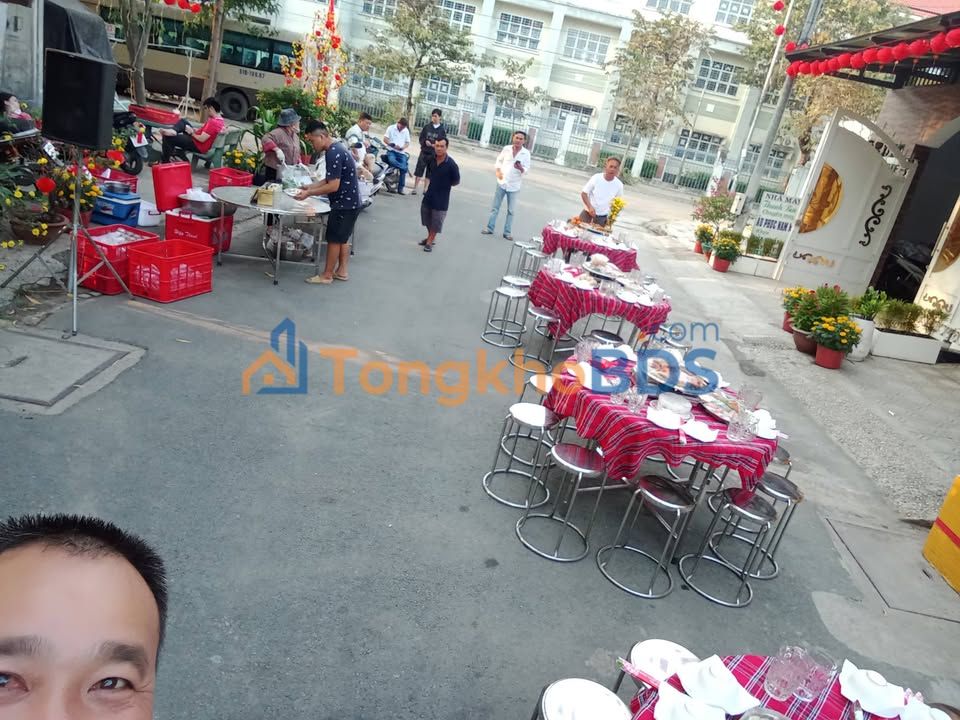 Bán Gấp Đất Nền Tái Định Cư Long Sơn, Quận 9 - 100m² Giá 4.5 Tỷ