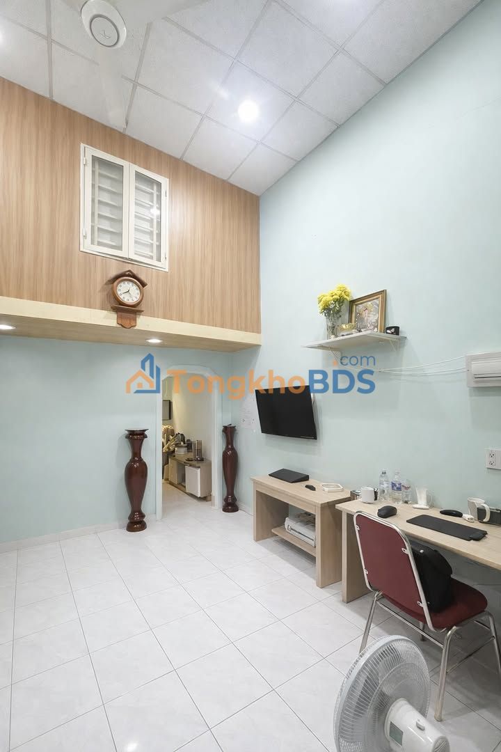 Nhà Hẻm Xe Hơi Lê Văn Việt, Thủ Đức 73m² - Giá 5.6 Tỷ