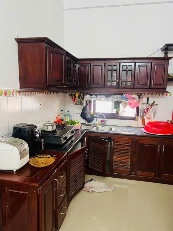 Nhà 2 Tầng Kiệt Nguyễn Lộ Trạch 112m² - Trung Tâm Huế, Sẵn Sàng An Cư/Kinh Doanh