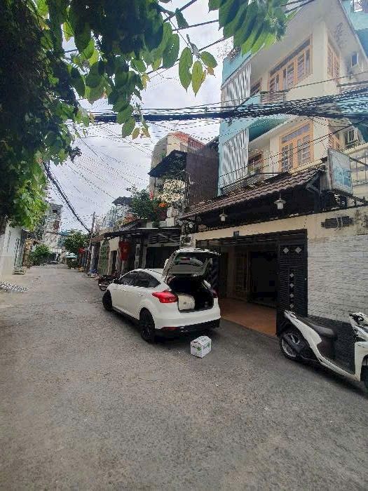 Nhà 4 Tầng Mặt Tiền Nguyễn Thị Tần, Q8 - 124m², 11.9 Tỷ, Sổ Hồng Riêng