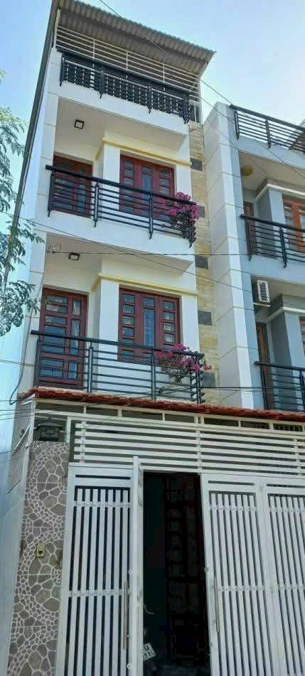 Cho thuê nhà 4 tầng hẻm xe tải Bùi Văn Ngữ, Q.12 - 9 Triệu/tháng