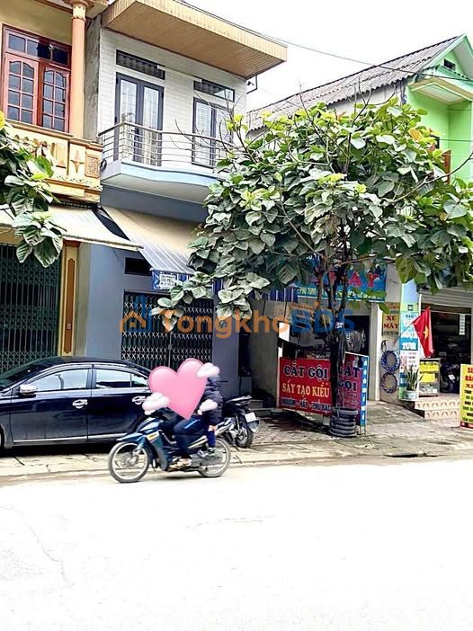 Cho thuê nhà mặt đường Yên Ninh, Yên Bái - 102m², 2PN, full nội thất