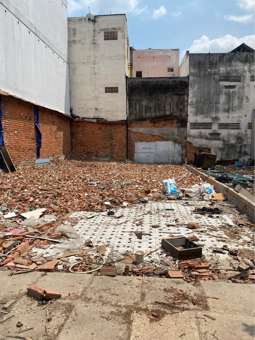 Đất thổ cư Quận 7 đối diện Ecogreen 81m² - Sẵn sàng xây căn hộ dịch vụ