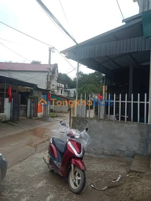 Nhà cấp 4 Đường Đầm Mỏ, TP Yên Bái - 117m² - Ô tô tránh nhau, Giá 1.2 tỷ