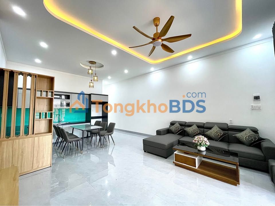 Nhà Hẻm 473 Ymoan, Đắk Lắk - 100m² Sổ Hồng Thổ Cư - Giá 2.79 Tỷ