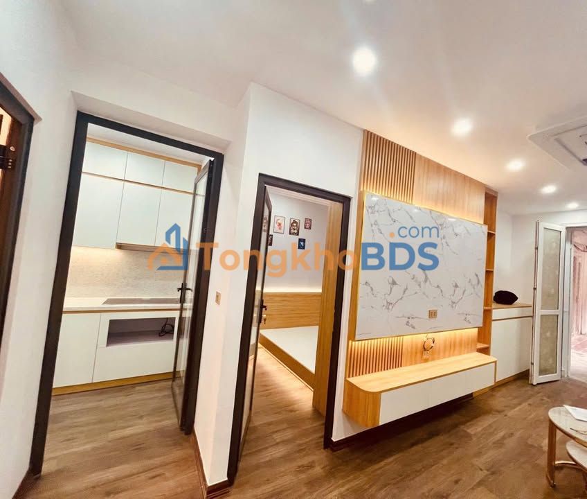 Nhà 60m² Đống Đa, 3 Tỷ - Sổ Đỏ Chính Chủ, Ngõ Thông