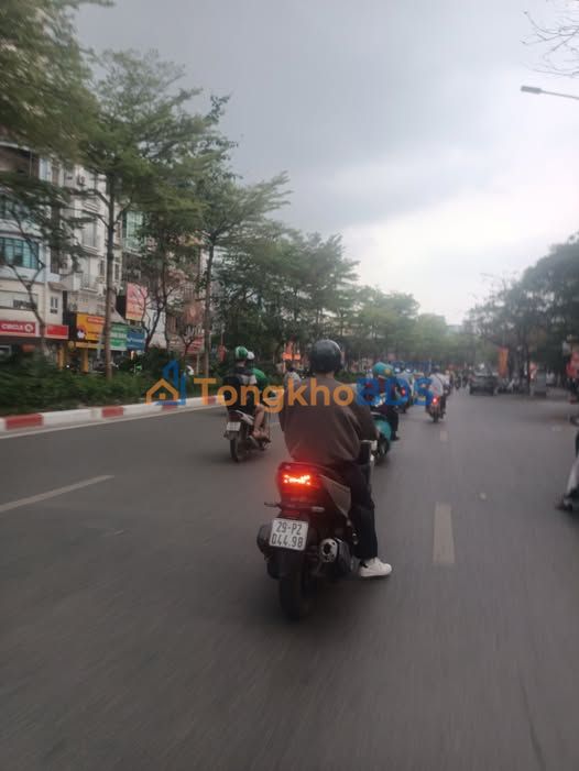 Nhà Phố Trần Đăng Ninh Cầu Giấy 72m2 - 26 Tỷ - Ô tô vào nhà