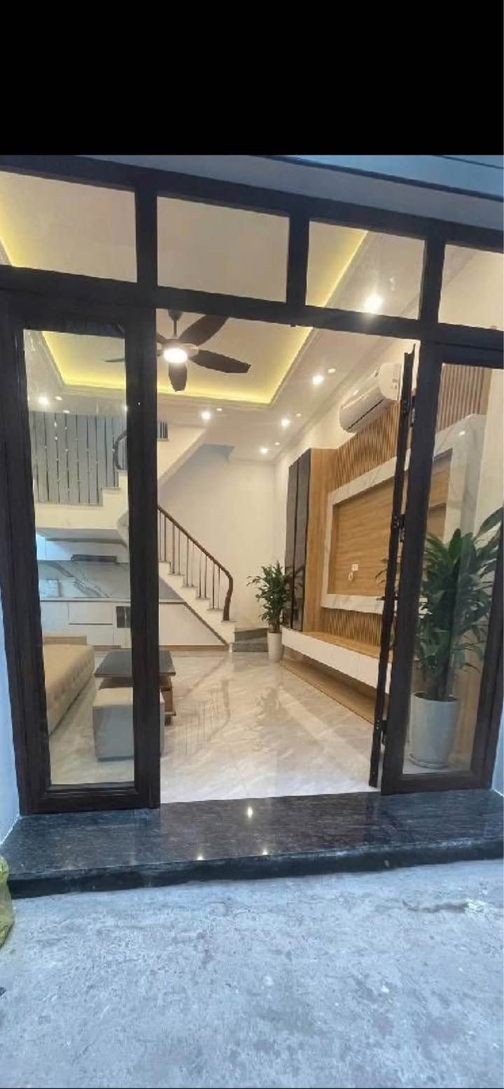 Nhà Phố Thịnh Hào 2, Đống Đa: 34m² Full Nội Thất, 4 Tầng - Giá 8 Tỷ