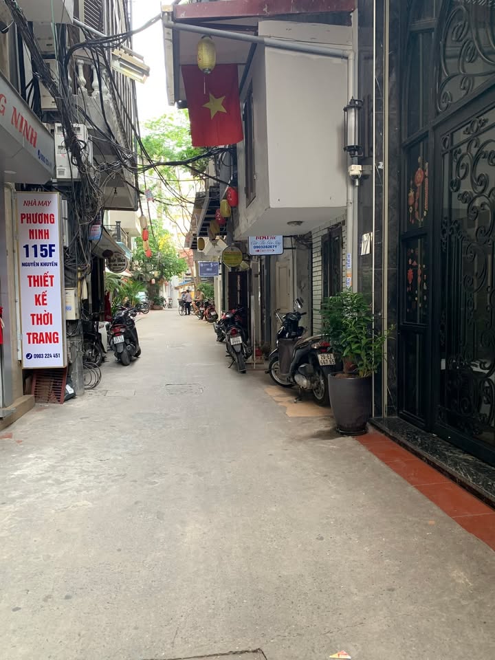 Nhà 60m² 4 Tầng Đống Đa - Vài Bước Chân Ra Mặt Phố Nguyễn Khuyến