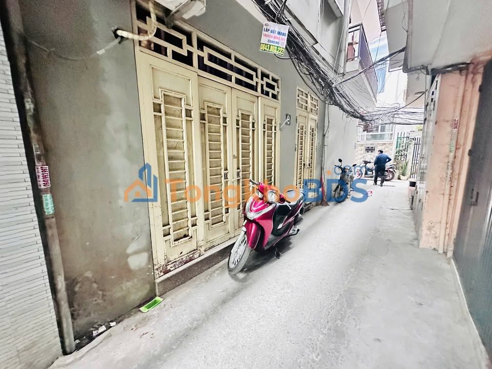 Nhà 6 Tầng Hoàng Hoa Thám 30m² - 8.1 Tỷ, Ngõ Thông Ô Tô