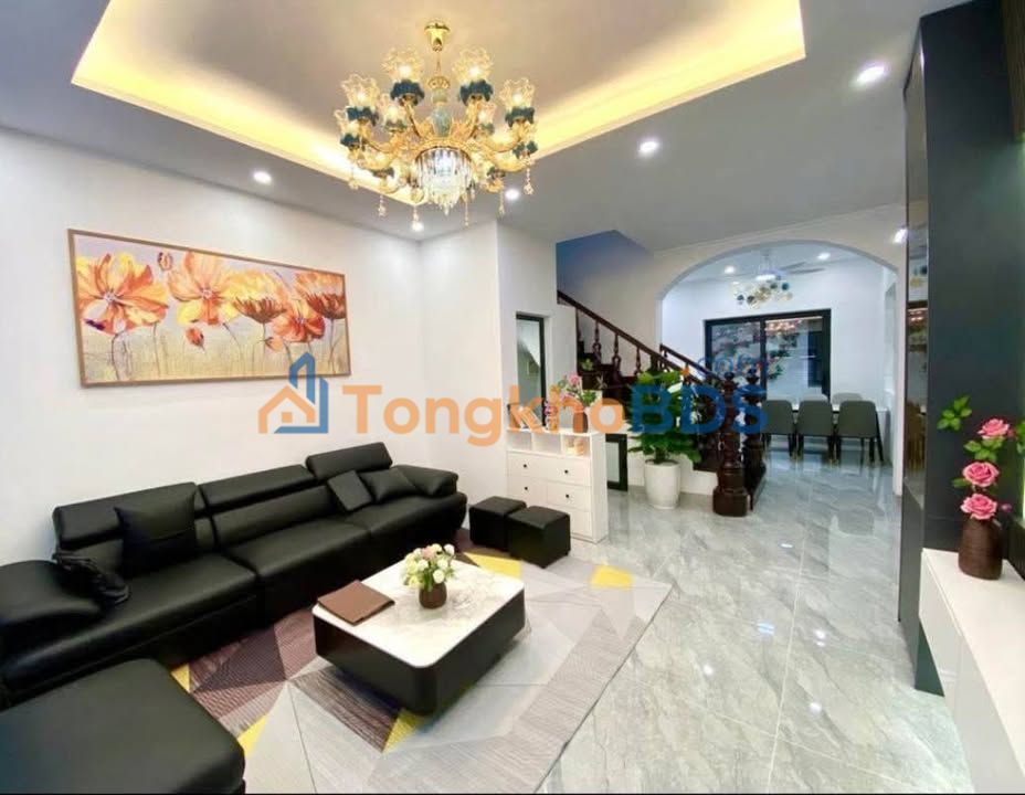 Nhà 5 Tầng Phan Đình Giót Hà Đông - Ô Tô Tránh, Đỗ Cửa, 42m²