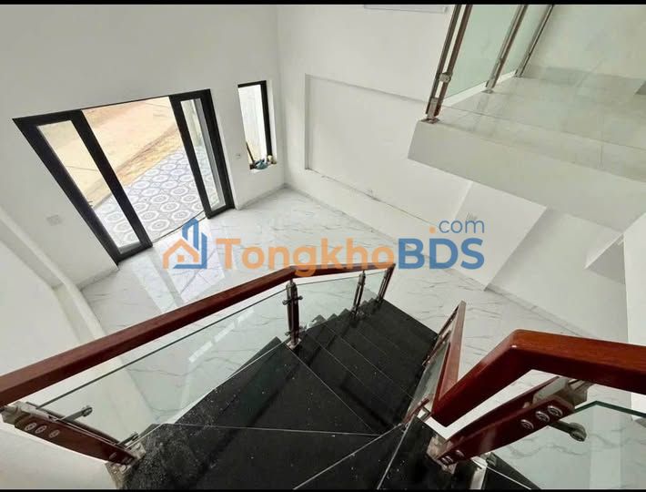 Nhà 2 tầng Yên Ninh 94m² giá 1 tỷ - Ô tô vào tận nhà