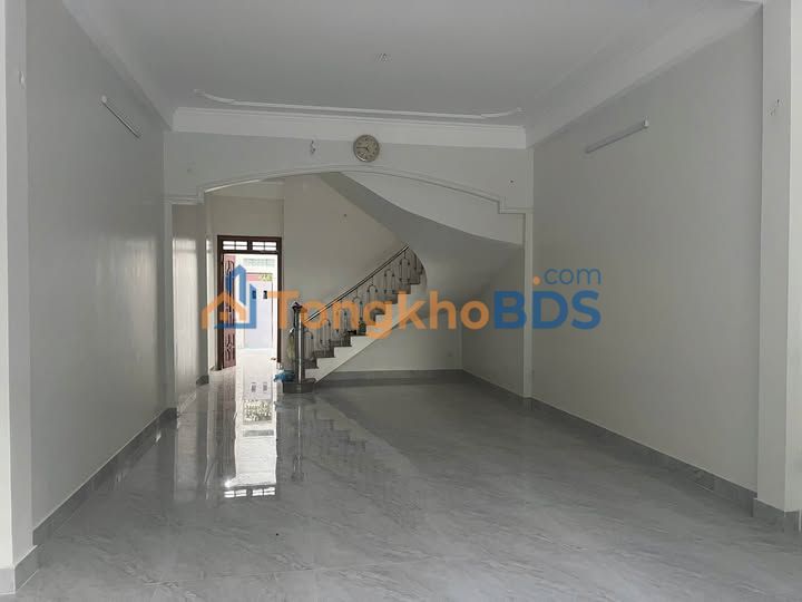 Bán Gấp Nhà 3 Tầng 100m² Gần Viện A, Lâm Bình - Lộc Phát Tài