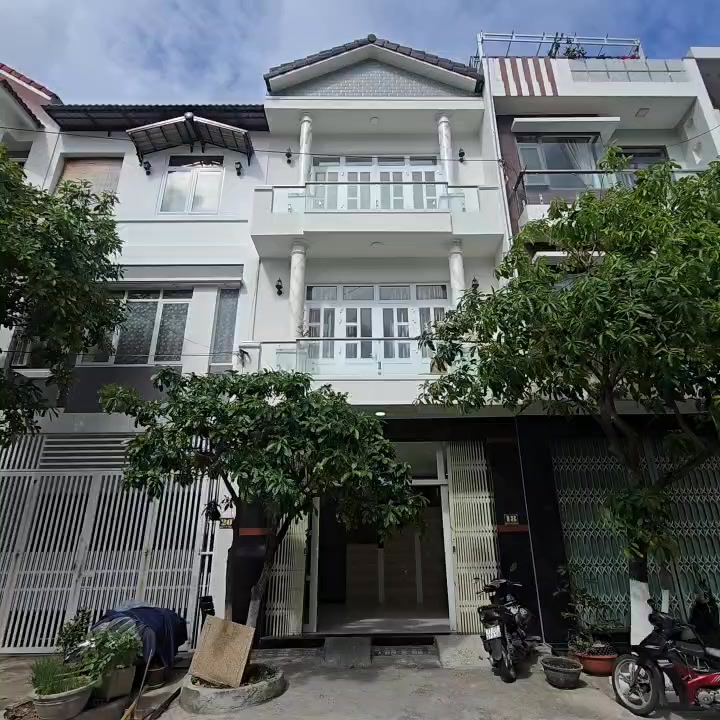 Nhà Mặt Tiền Quy Nhơn 57.5m² - Sổ Hồng Riêng, 3PN - Giá 4.85 Tỷ