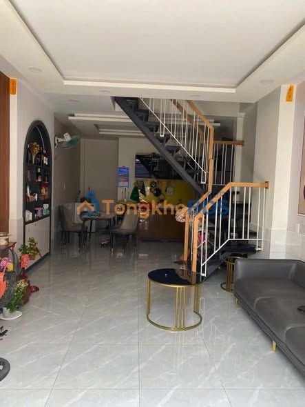 Nhà 2 Tầng Hẻm Xe Hơi Phan Huy Ích, Gò Vấp - Giá Giảm Sốc 2.6 Tỷ