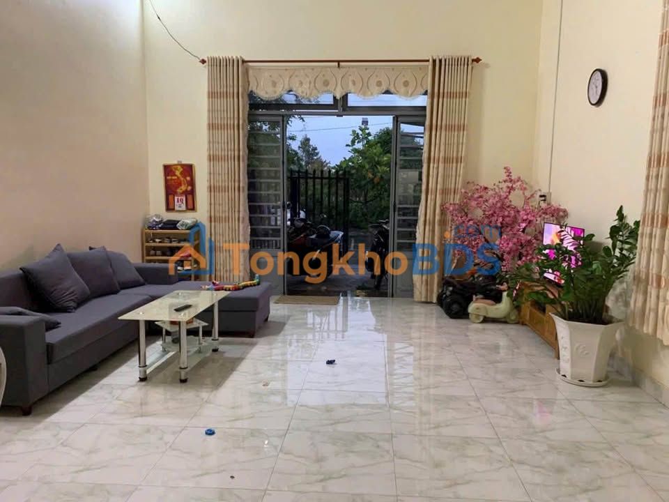 Nhà 108m² Trần Phú, Bảo Lộc - 3PN, Hẻm Ô Tô, Giá 1.85 Tỷ